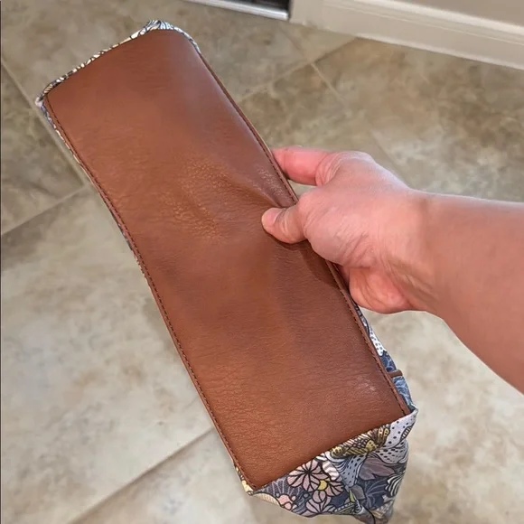 Sakroots Blue Floral Purse - Picture 6 of 6